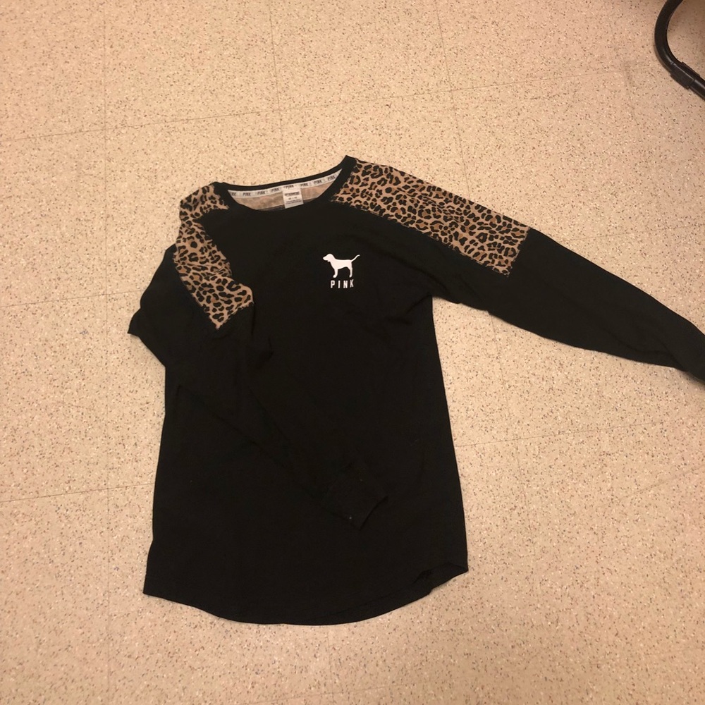 | CLOSET CLEANOUT| PINK Cheetah print longsleeve